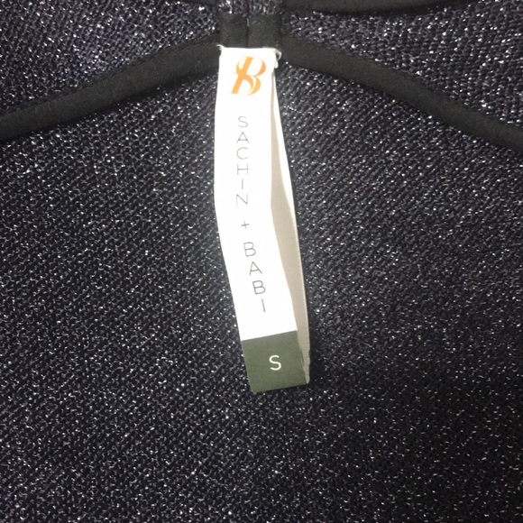 Sachin + Babi Shimmer Blouse - Picture 6 of 6